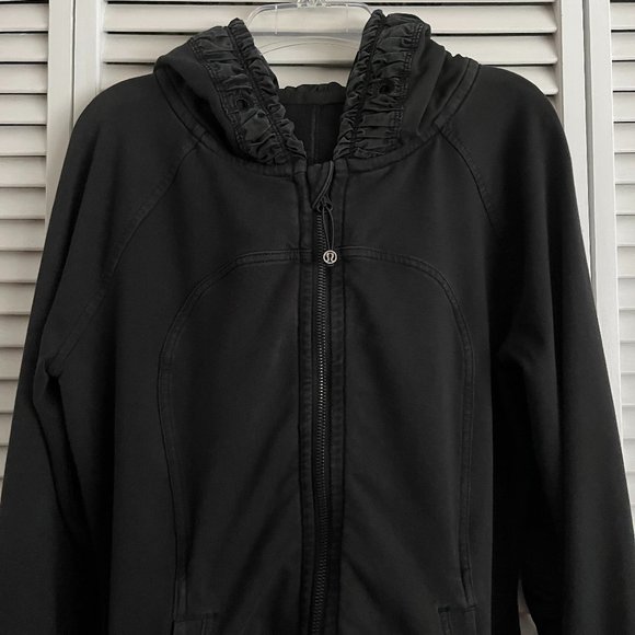 Lululemon Back To Class Jacket Black size 8 rare - Picture 2 of 8